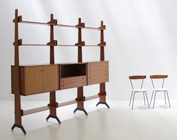 ITALIAN SHELVING SYSTEM