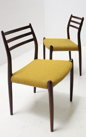 A PAIR OF ROSEWOOD CHAIRS BY NIELS O. MØLLER