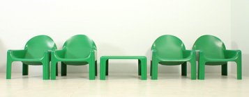 GAE AULENTI SEATING SET FOR KARTELL, 1975