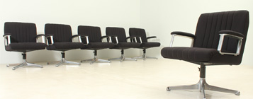 SET OF SIX P125 CHAIRS BY OSVALDO BORSANI FOR TECNO