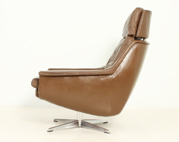 LEATHER SWIVEL CHAIR BY WERNER LANGENFELD