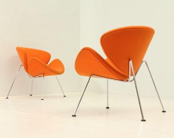 PAIR OF ORANGE SLICERS CHAIRS BY PIERRE PAULIN