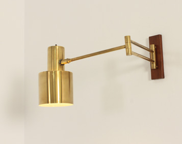 HORISONT WALL LAMP IN BRASS BY JO HAMMERBORG FOR FOG & MØRUP, DENMARK, 1969