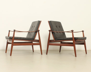 PAIR OF SPADE CHAIRS BY FINN JUHL FOR FRANCE & DAVERKOSEN, DENMARK, 1953